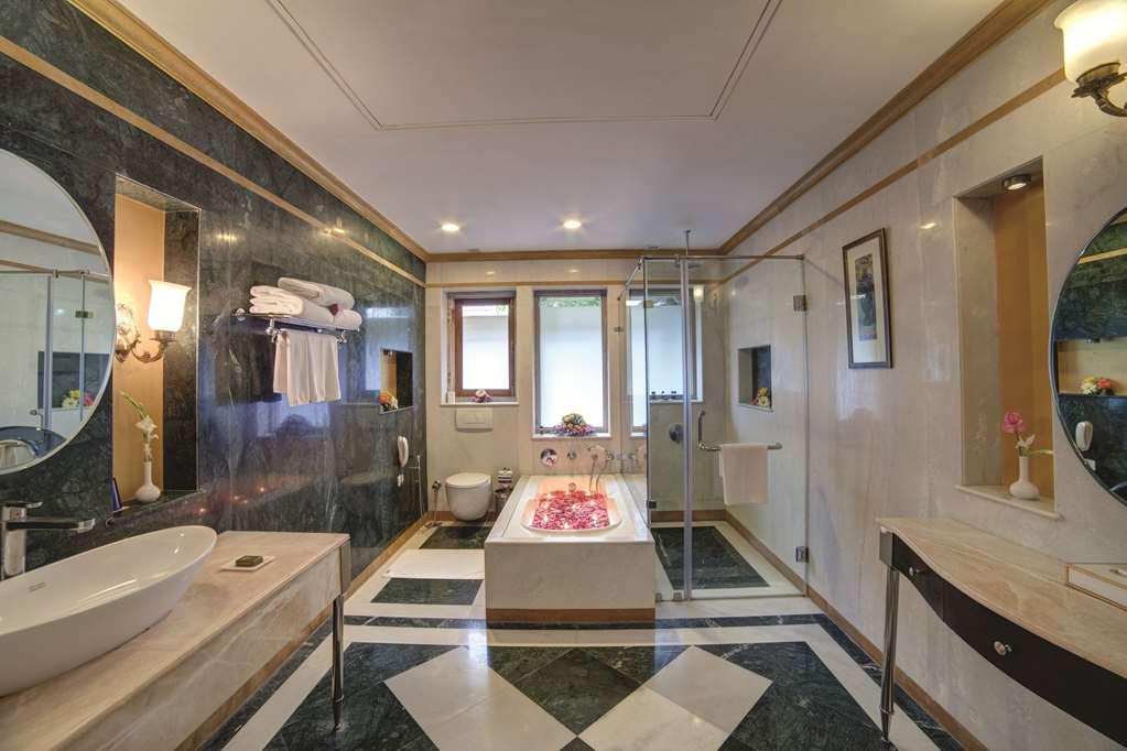 Ramada Udaipur Resort & Spa Kamer foto
